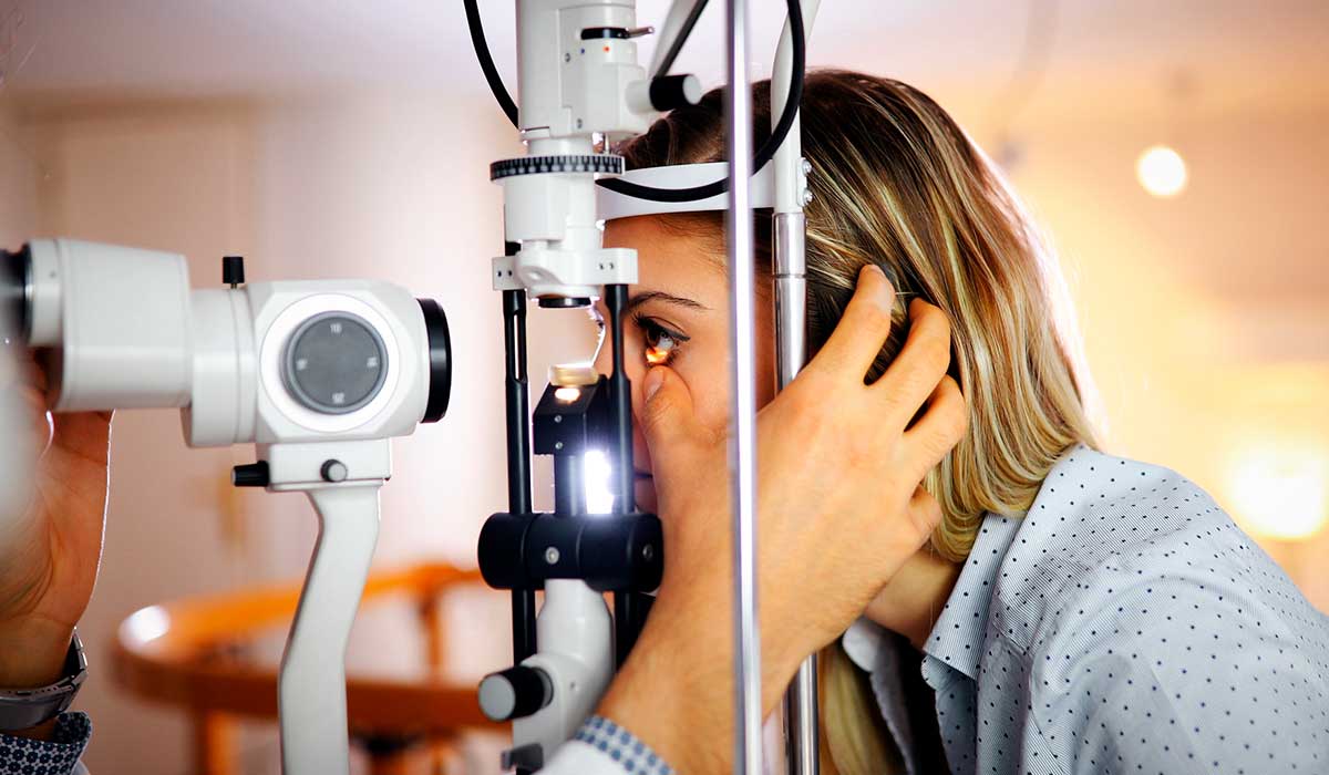 DR. JOSÉ DAVID RANGEL RENDÓN - oculistas