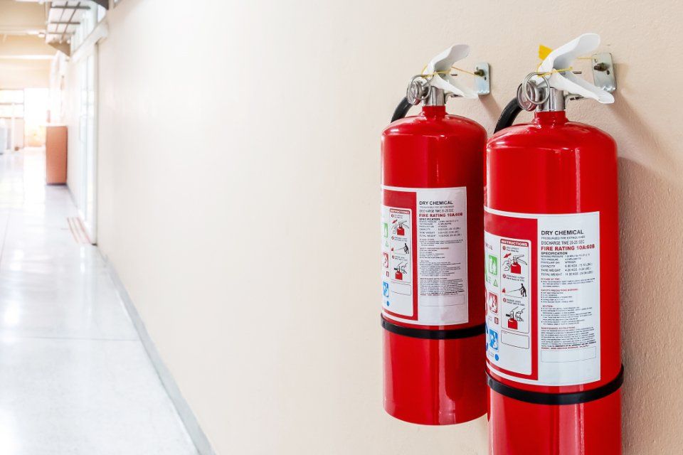Estintori per domare gli incendi