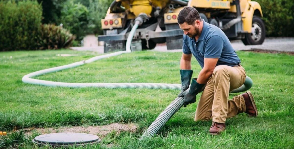 septic tank cleaning Hollywood FL, Broward septic maintenance, septic tank pumping Davie