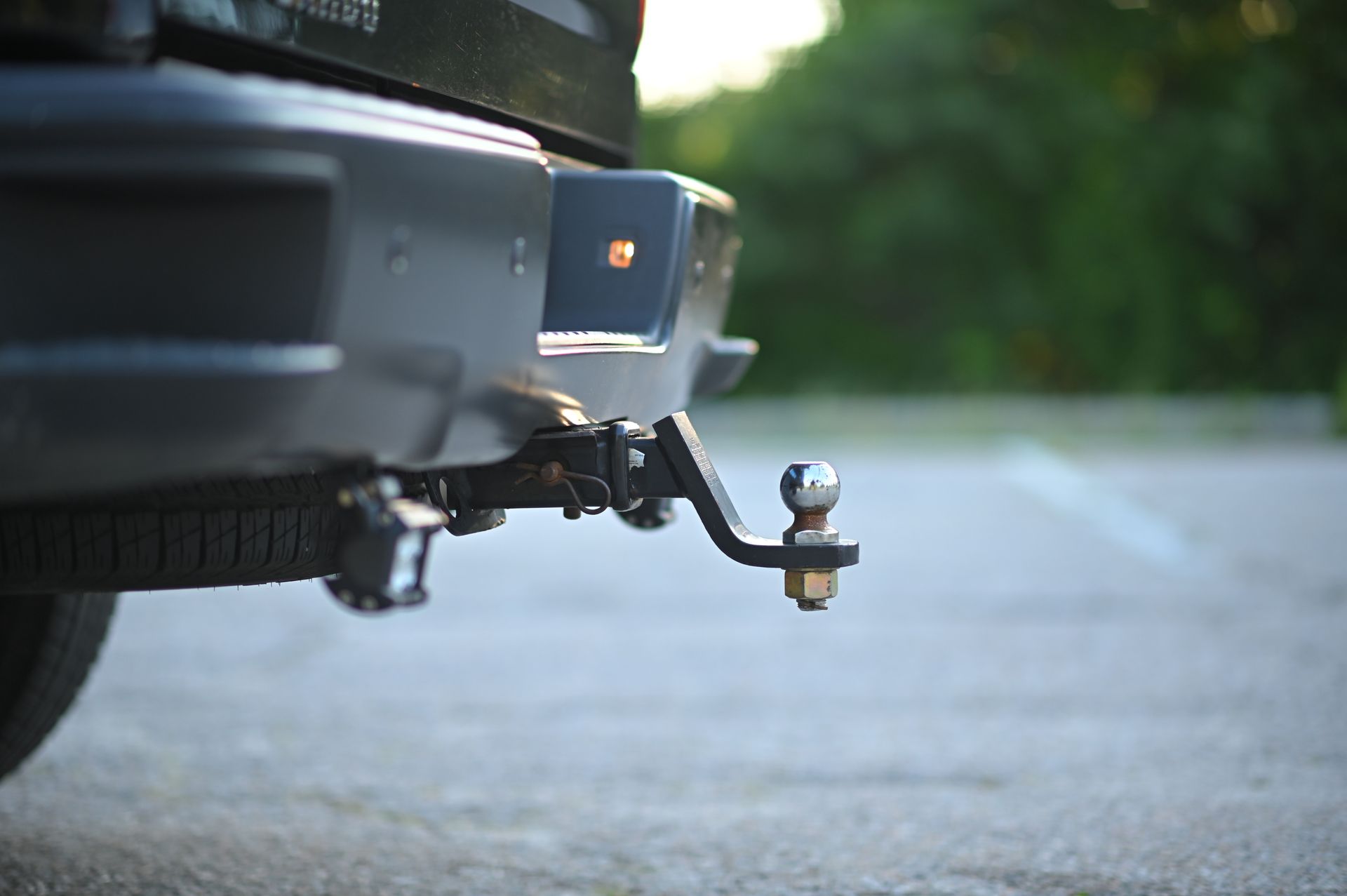 Hitches & Towing Accessories