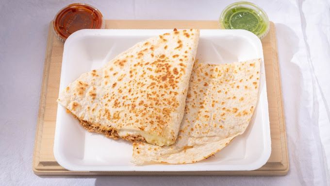 Quesadilla Mexican Food Truck in West Allis, WI