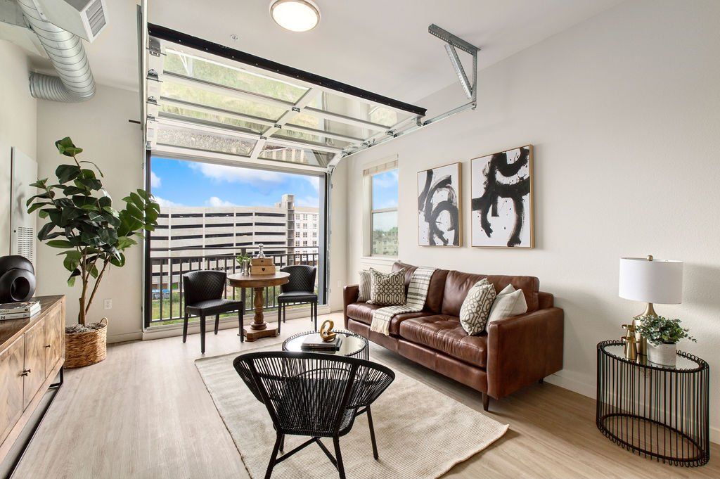 Axis West Flats