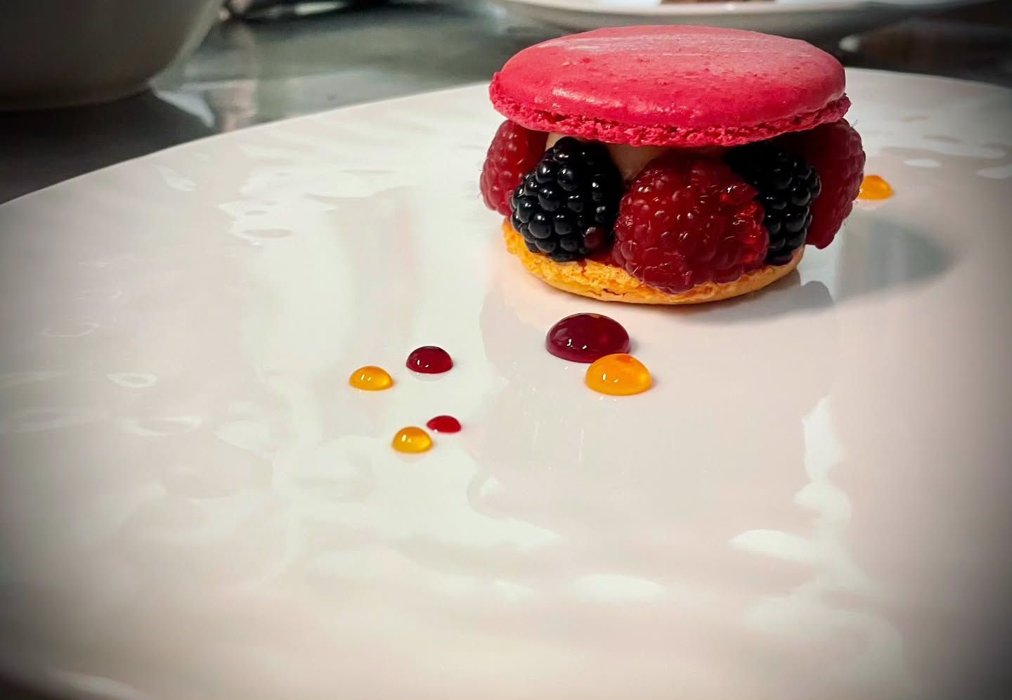 Dolce con macarons