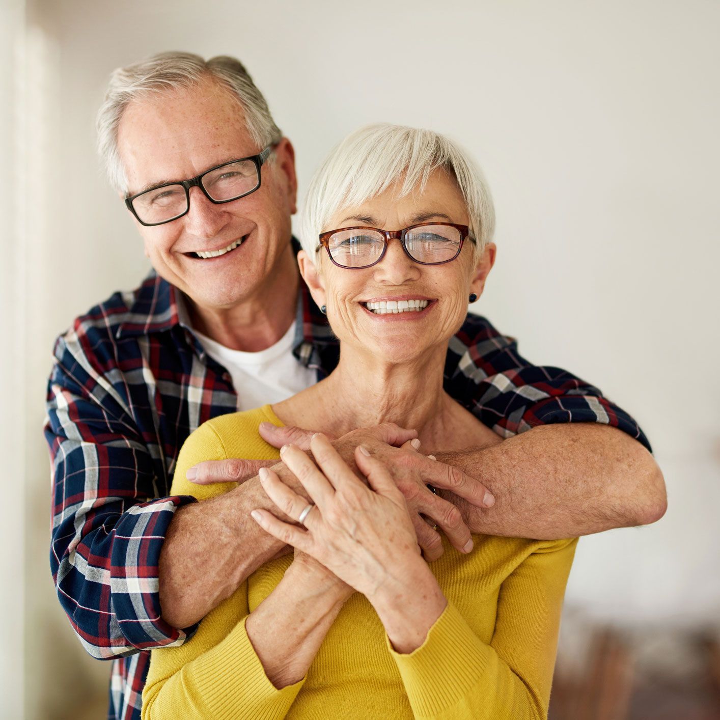 Smiling Senior Couple — Hollywood, FL — Tradition Homecare Smiling Senior Couple — Hollywood, FL — Tradition Homecare