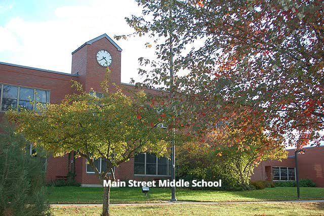 A picture of the main street middle school