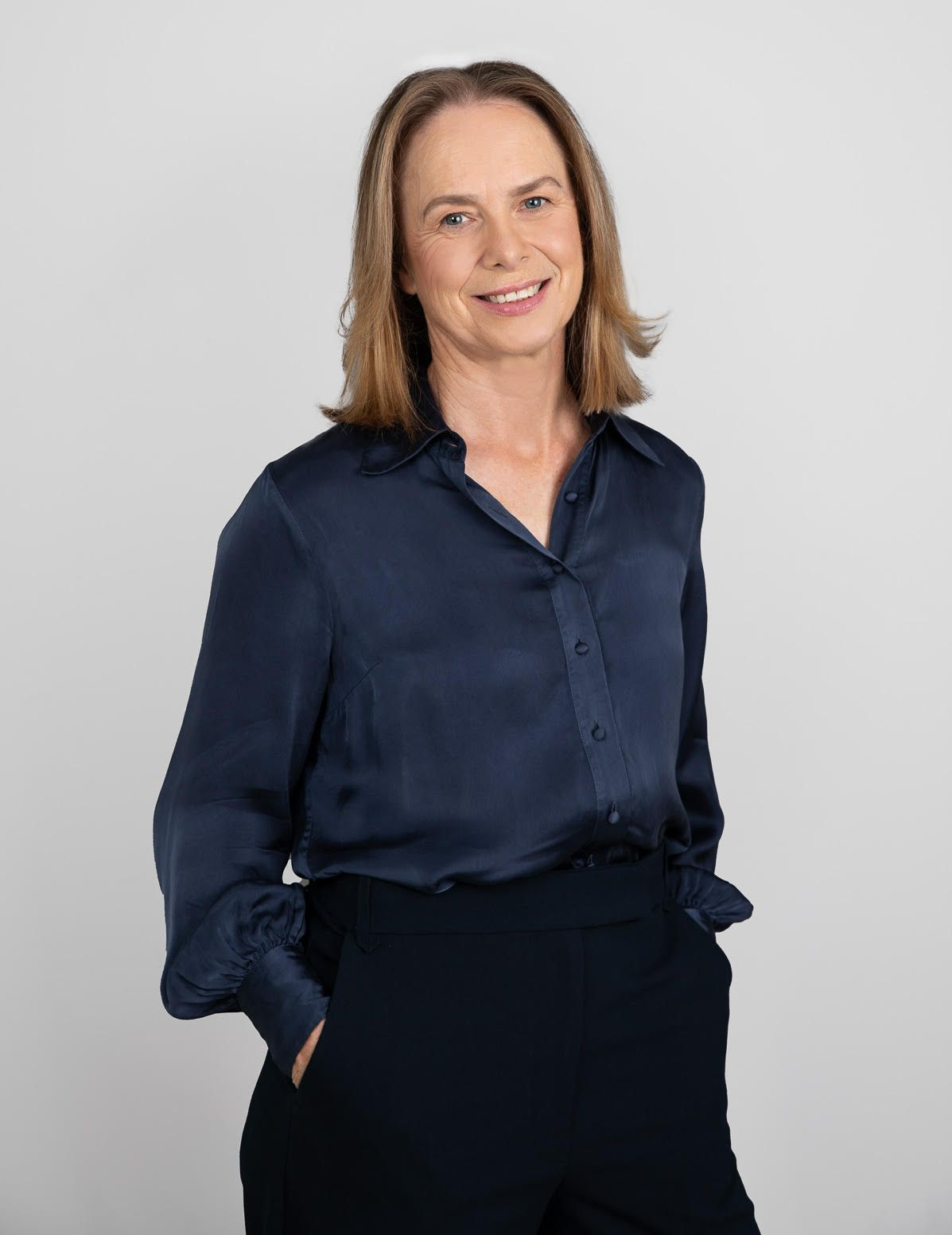 Dr Carolyn Ross