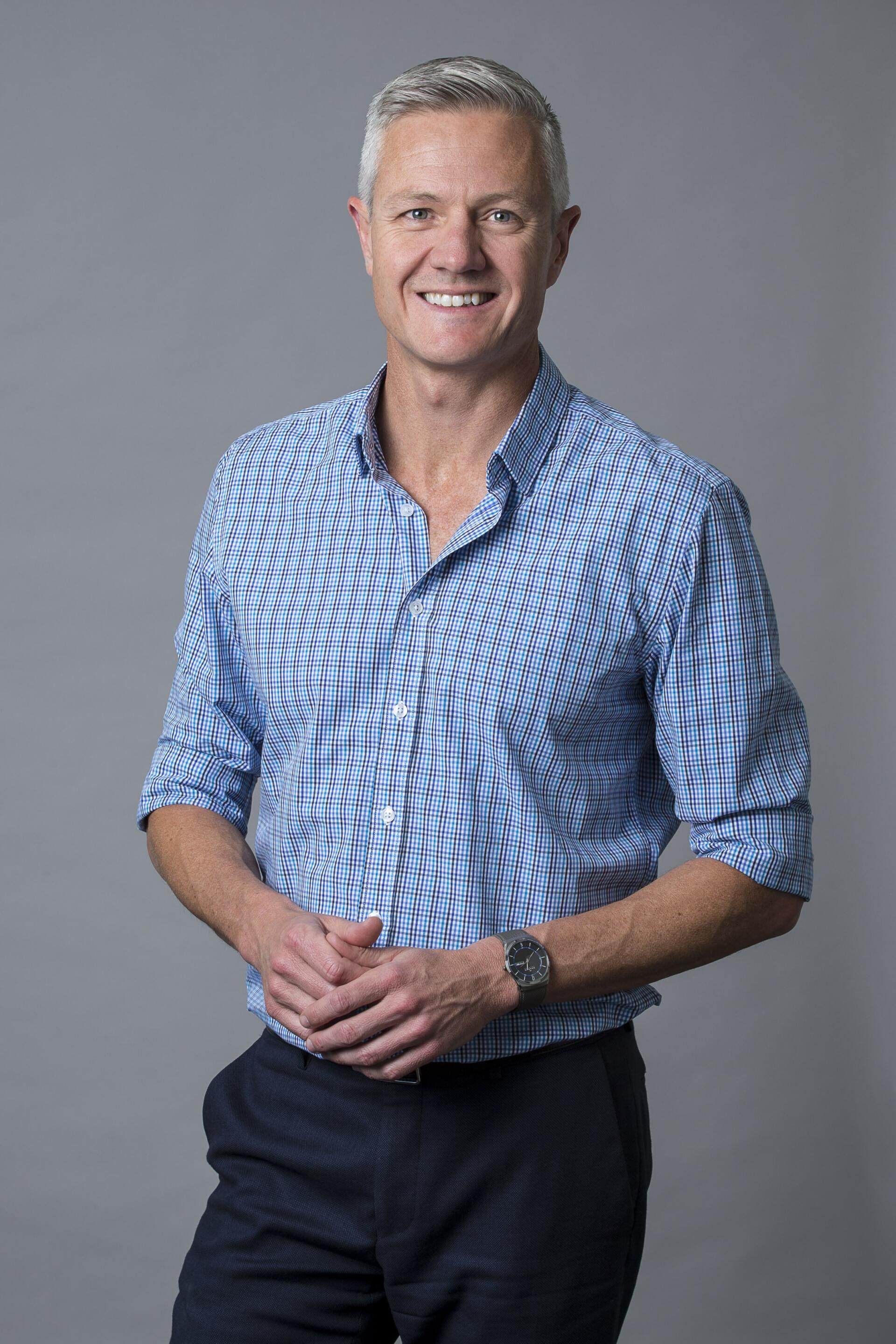 Dr Gavin Stringfellow of Visionary Eye Specialists. Searching for an Ophthalmologist in Sydney? Gavin is highly regarded and professional.