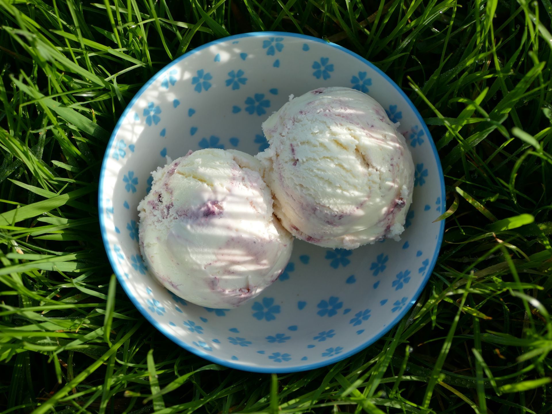 blackcurrant and clotted cream ice cream