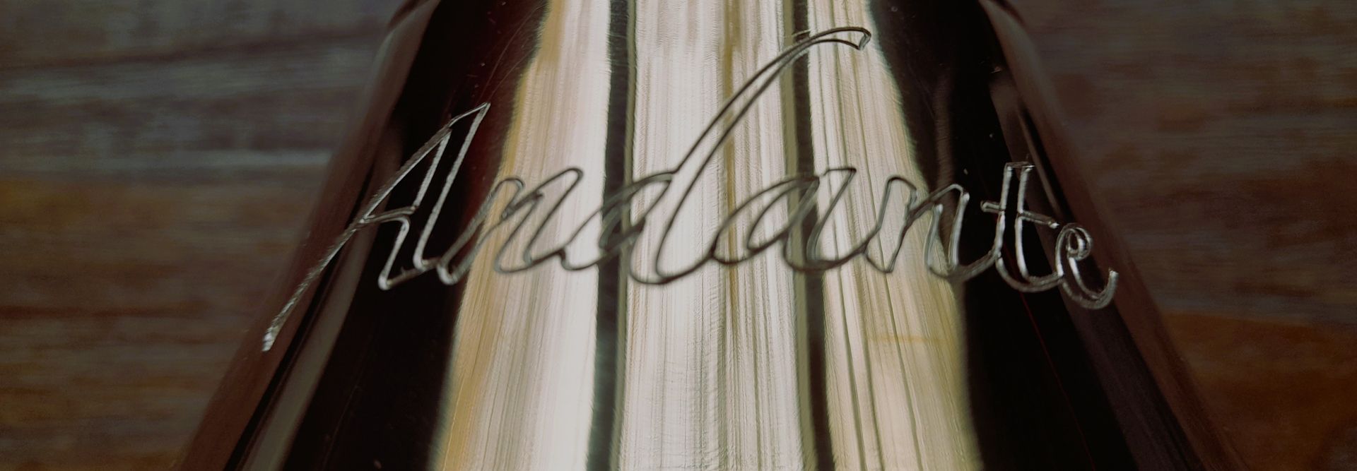 scheepsbel graveren speciaal lettertype