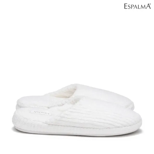 Zapatillas blancas de pana. Logotipo de ESPALMA en la esquina superior derecha.