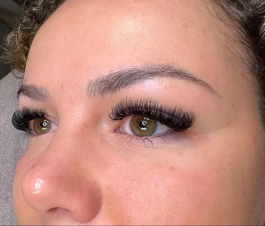 wimperextensions apparance etten-leur wimperstyliste lash extensions kwaliteit volume russian naturel volume one by one 