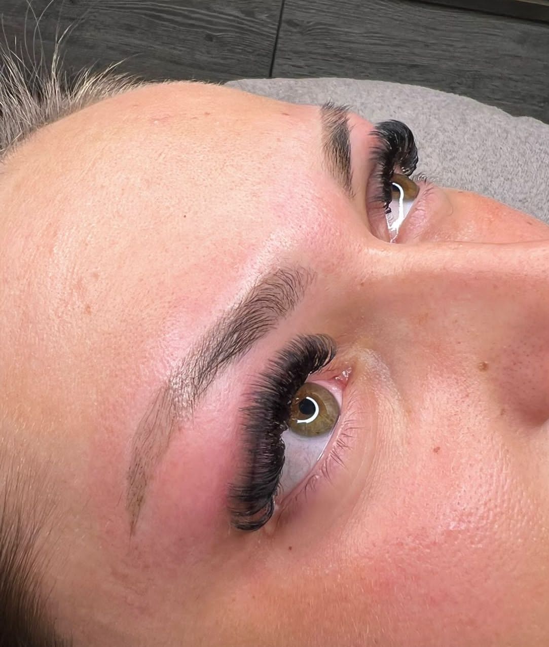 wimperextensions apparance etten-leur wimperstyliste russian naturel  volume one by one extensions Breda 