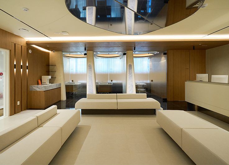 Violacell Plastic Surgery reception lobby in Sinsa-dong, Seoul