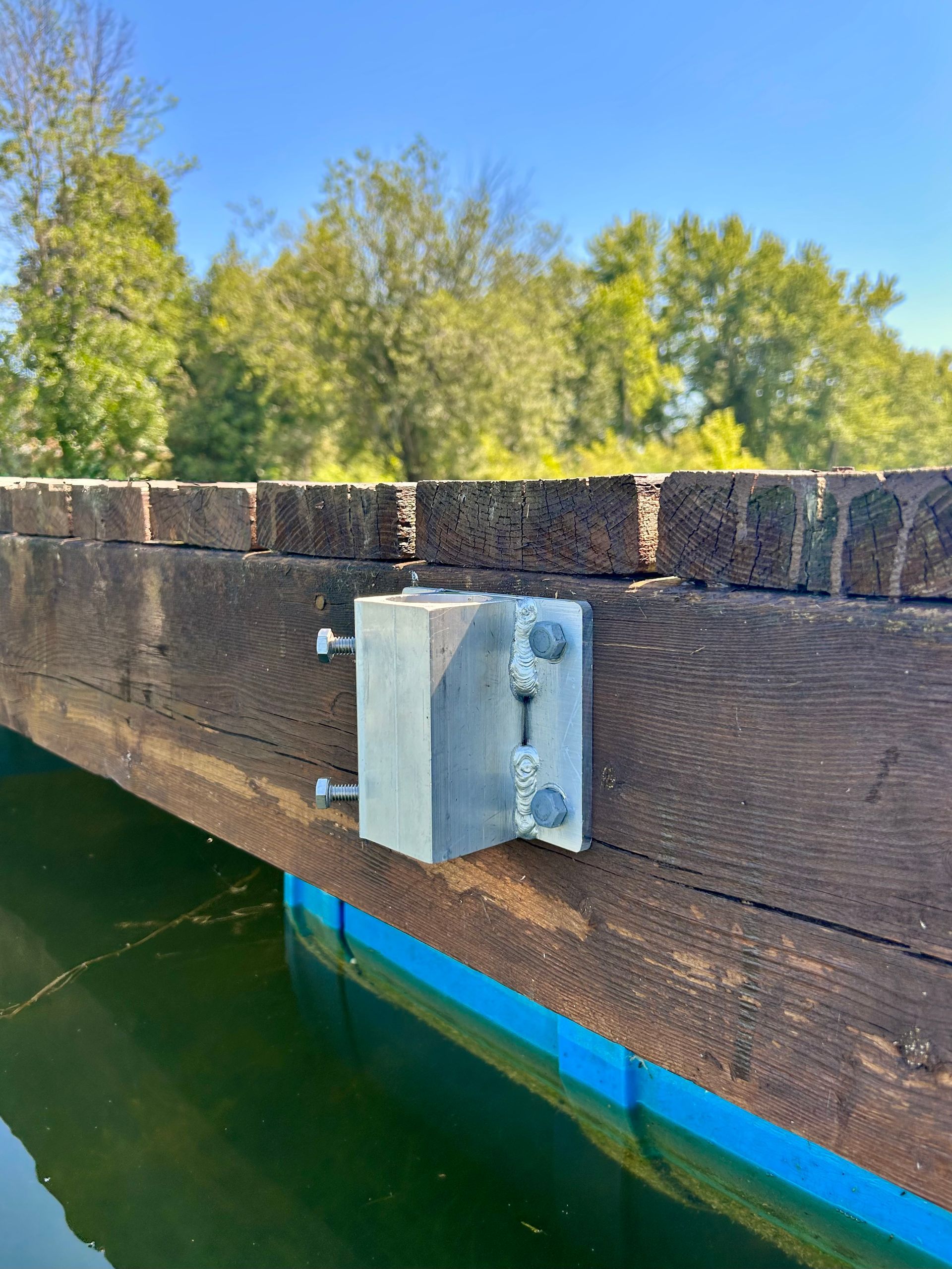 Dock Side Bracket
