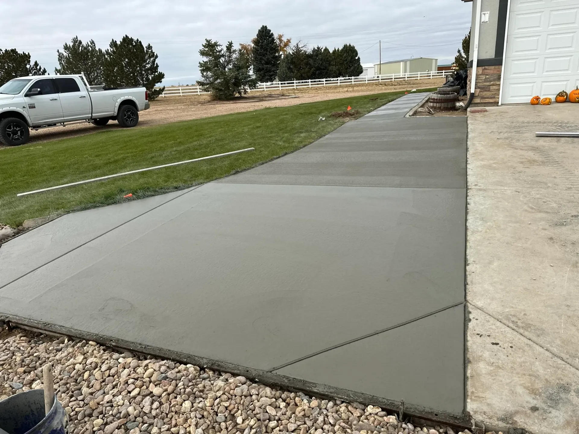 concrete flatwork contractor