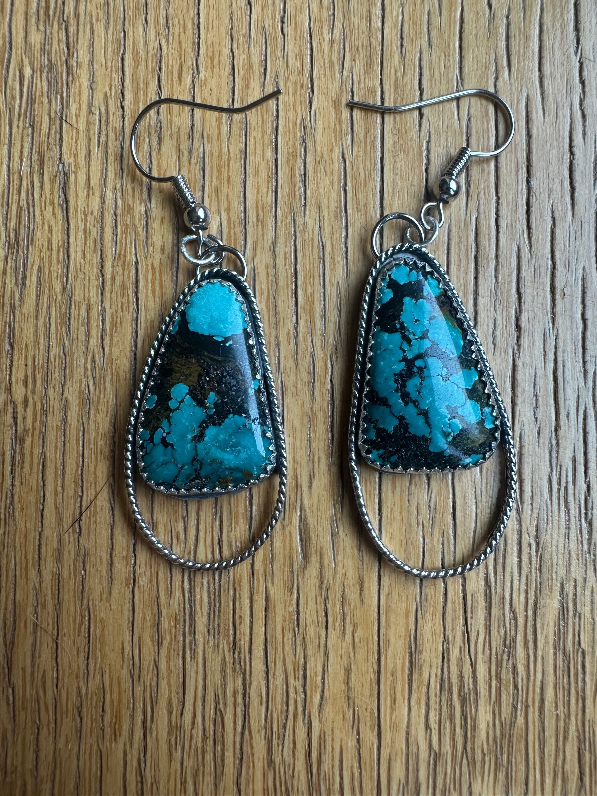 Sterling Silver Kingman Turquoise Dangling Earrings