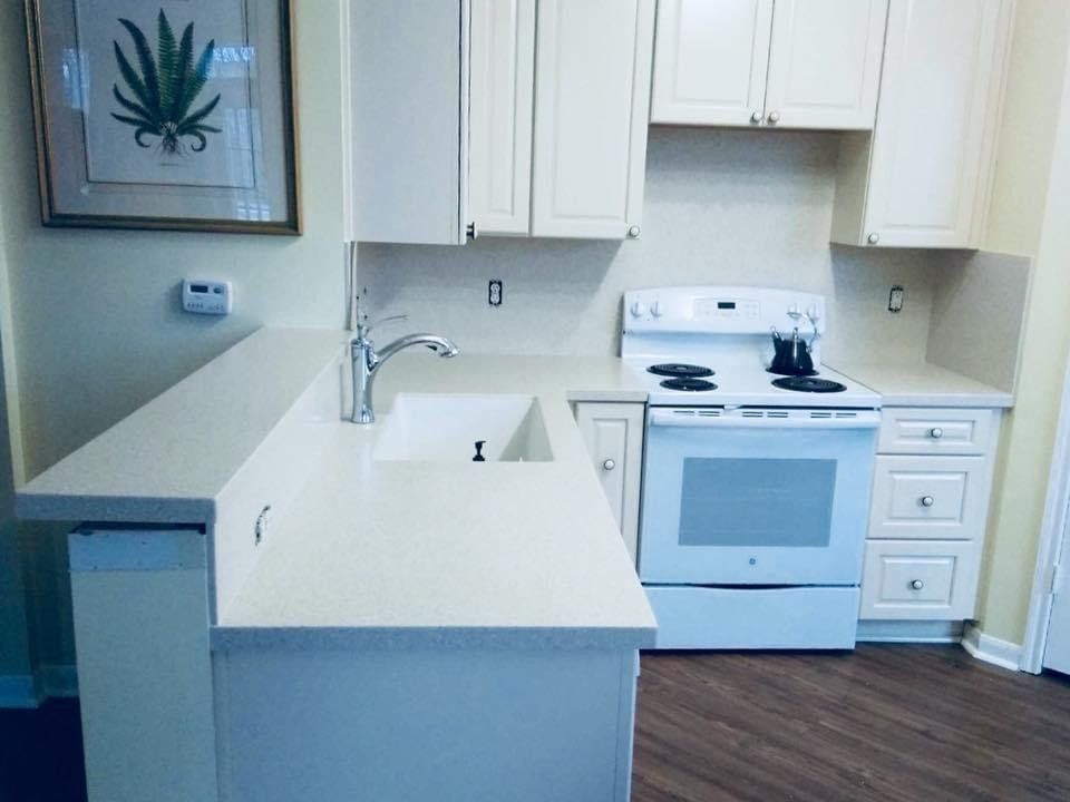 Countertop Solid Surface Style — Memphis, TN — The Counter-Fitters, Inc
