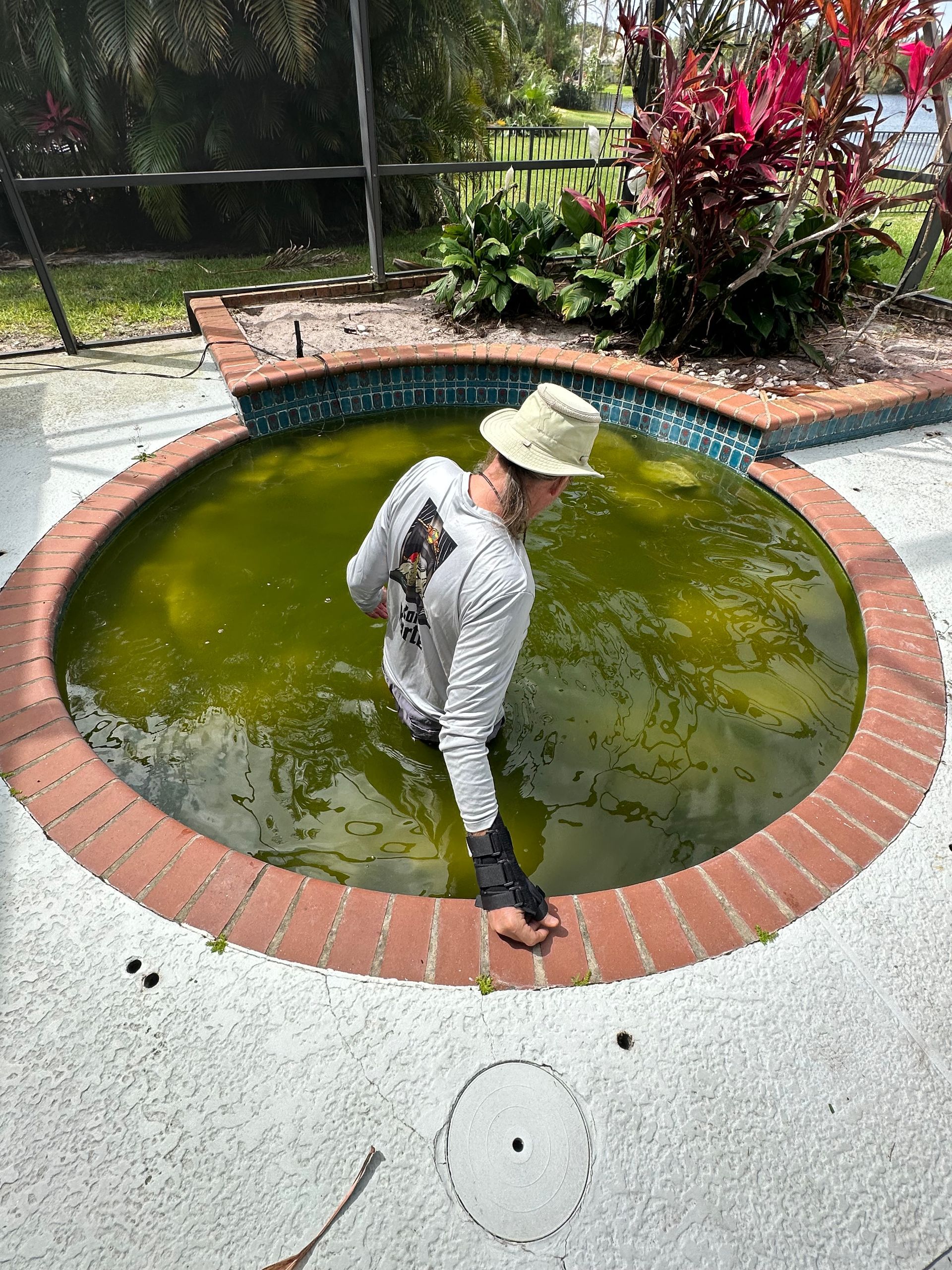 Koi pond string age control in Palm Beach Florida