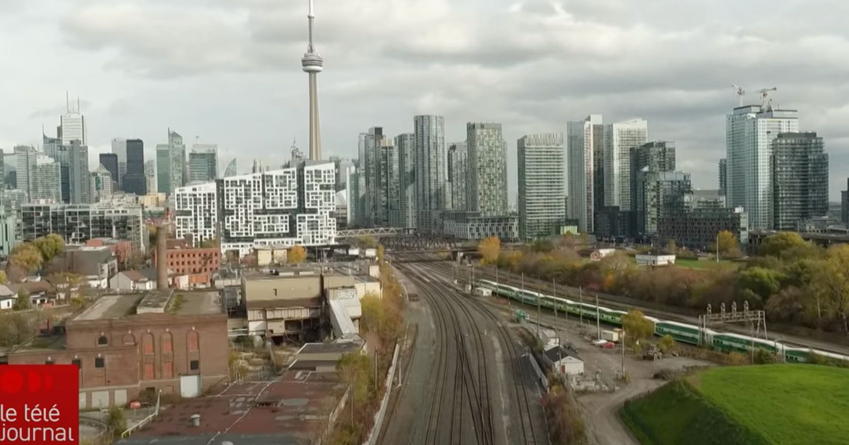 CBC News Utiliser le lac Ontario pour climatiser le centre-ville de Toronto article