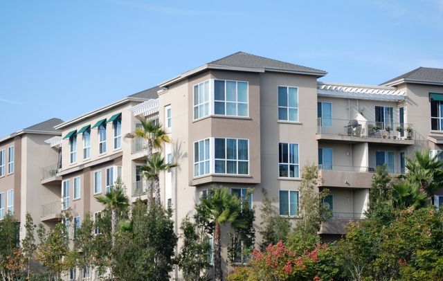Normandie Apartments