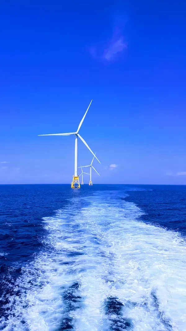 FLOATING WIND