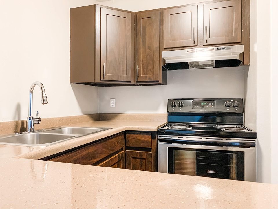 Contact Us Apartments at Decker Lake