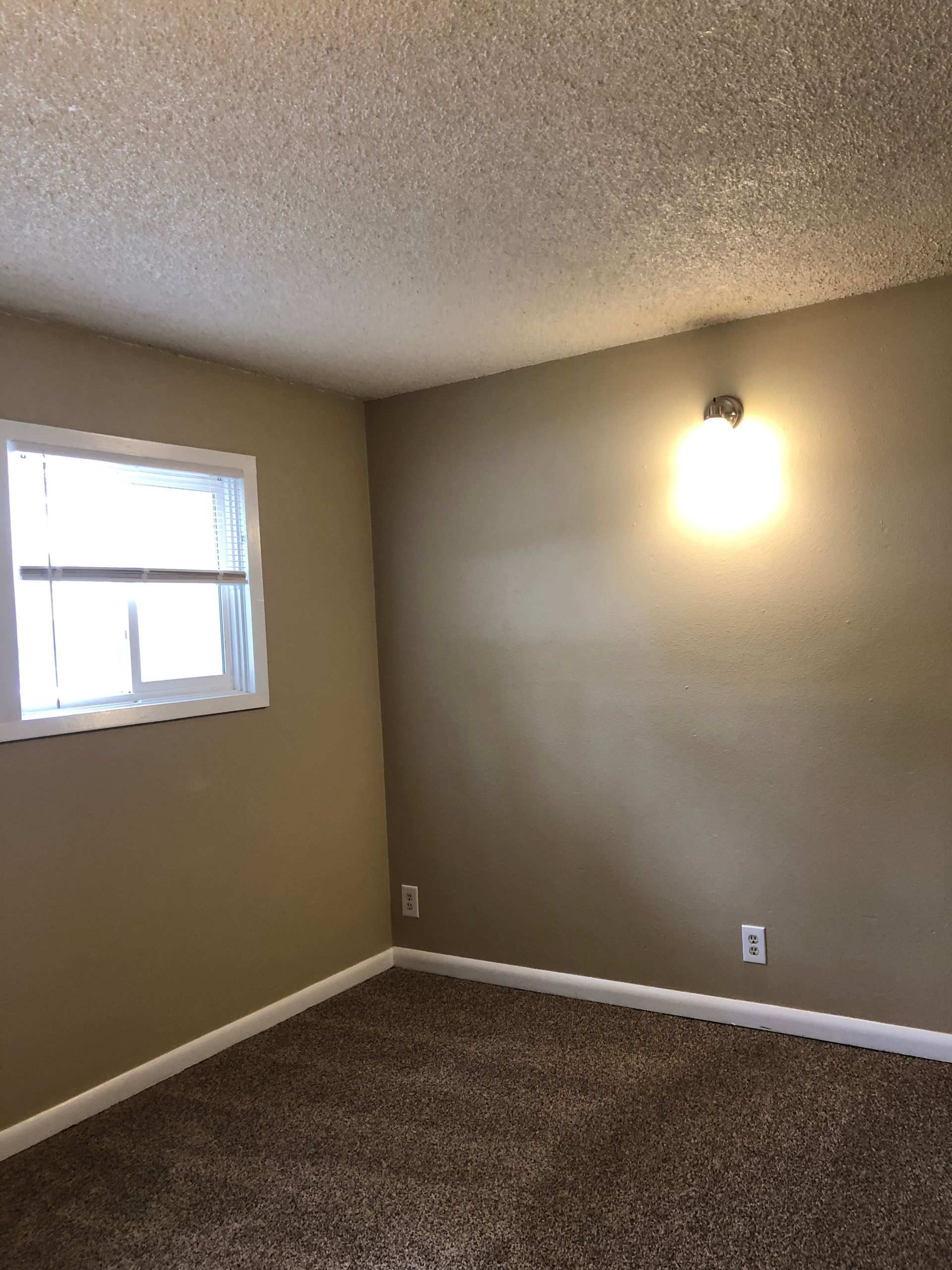 Skyview Apartments - Unfurnished bedroom 01