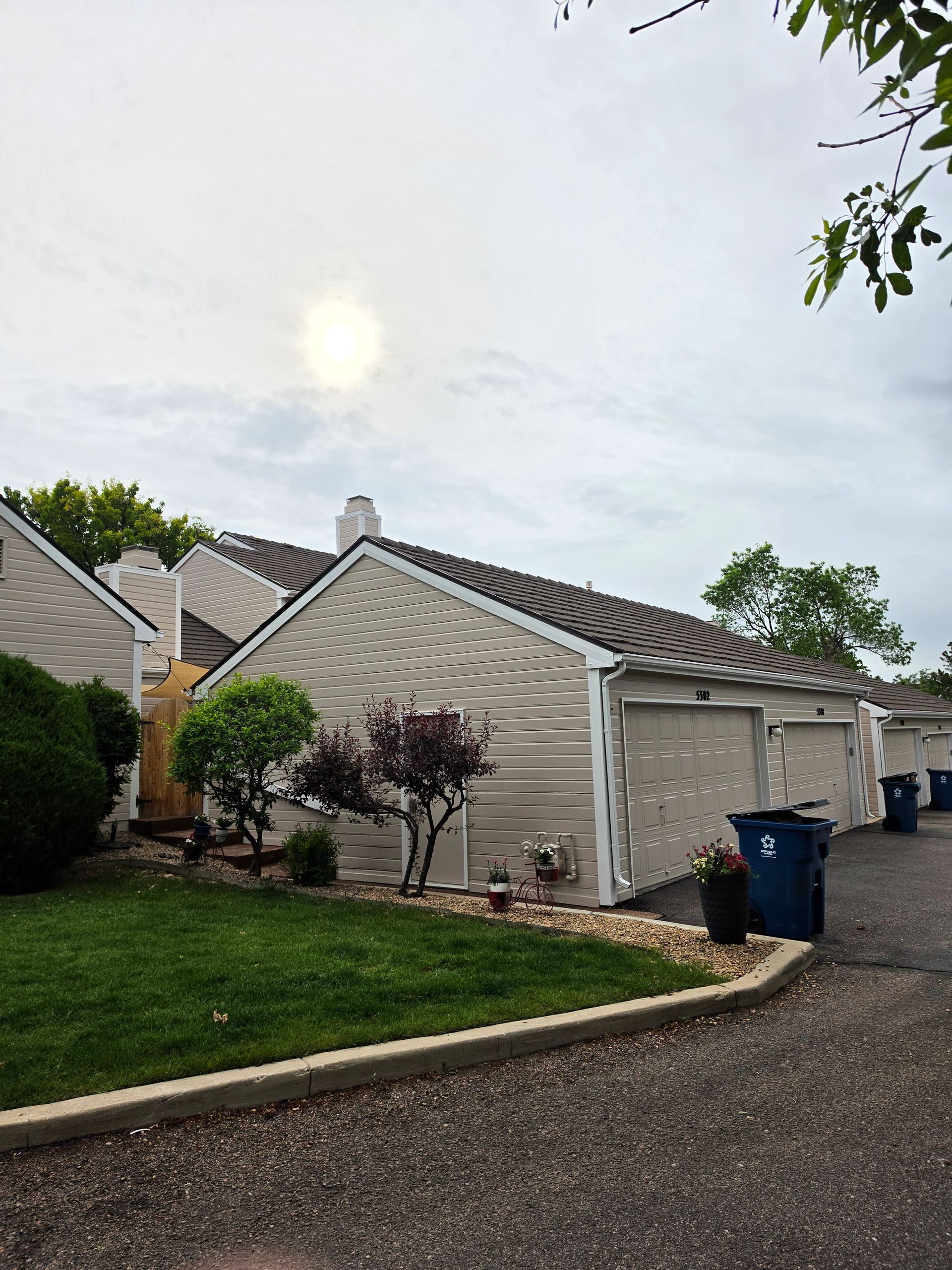 Residential exterior color consultation by Tri-Plex Painting