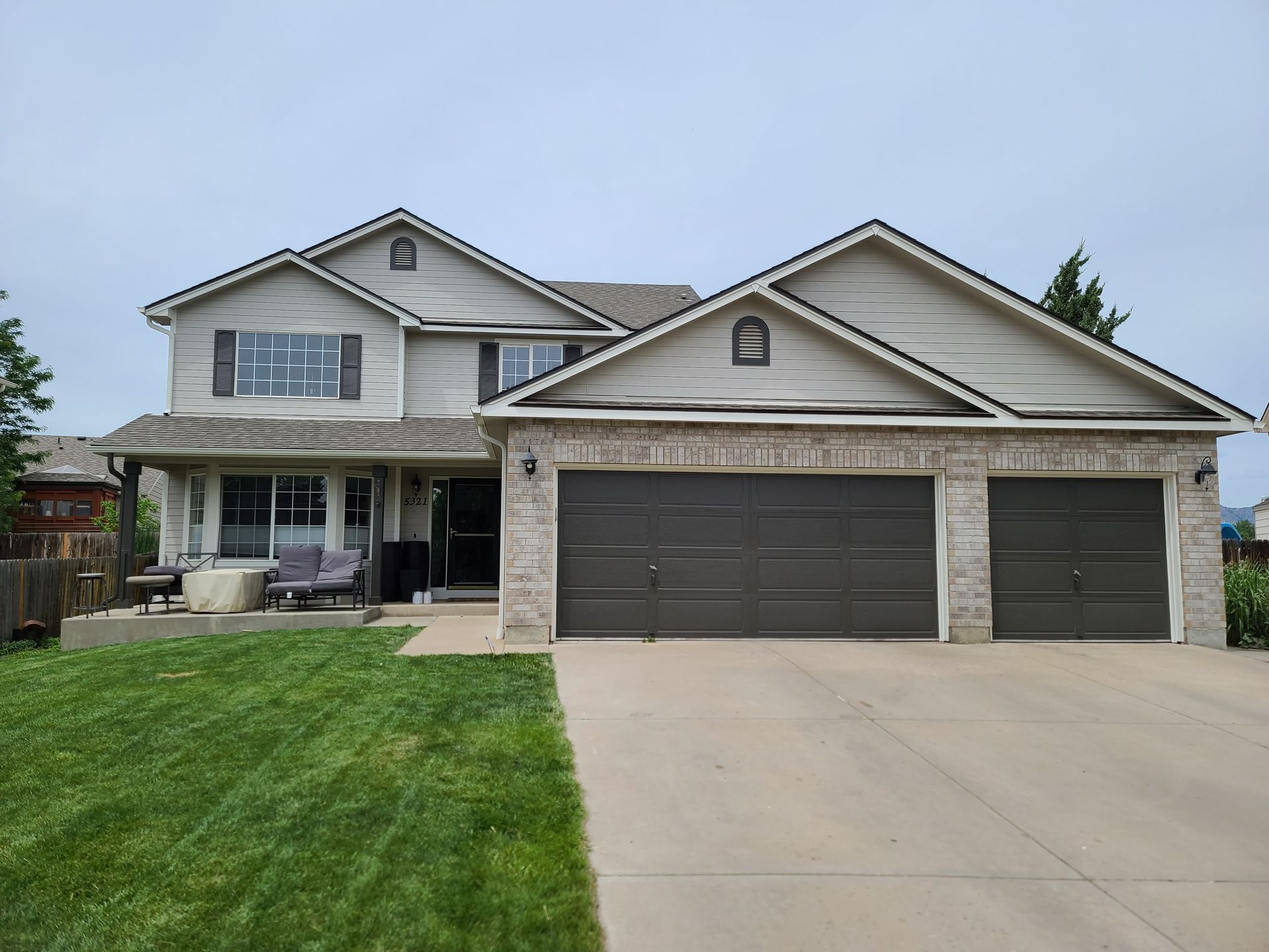 Completed exterior painting project by Tri-Plex Painting in Littleton. We are the trusted exterior house painters in Highlands Ranch, Centennial, and Lone Tree.