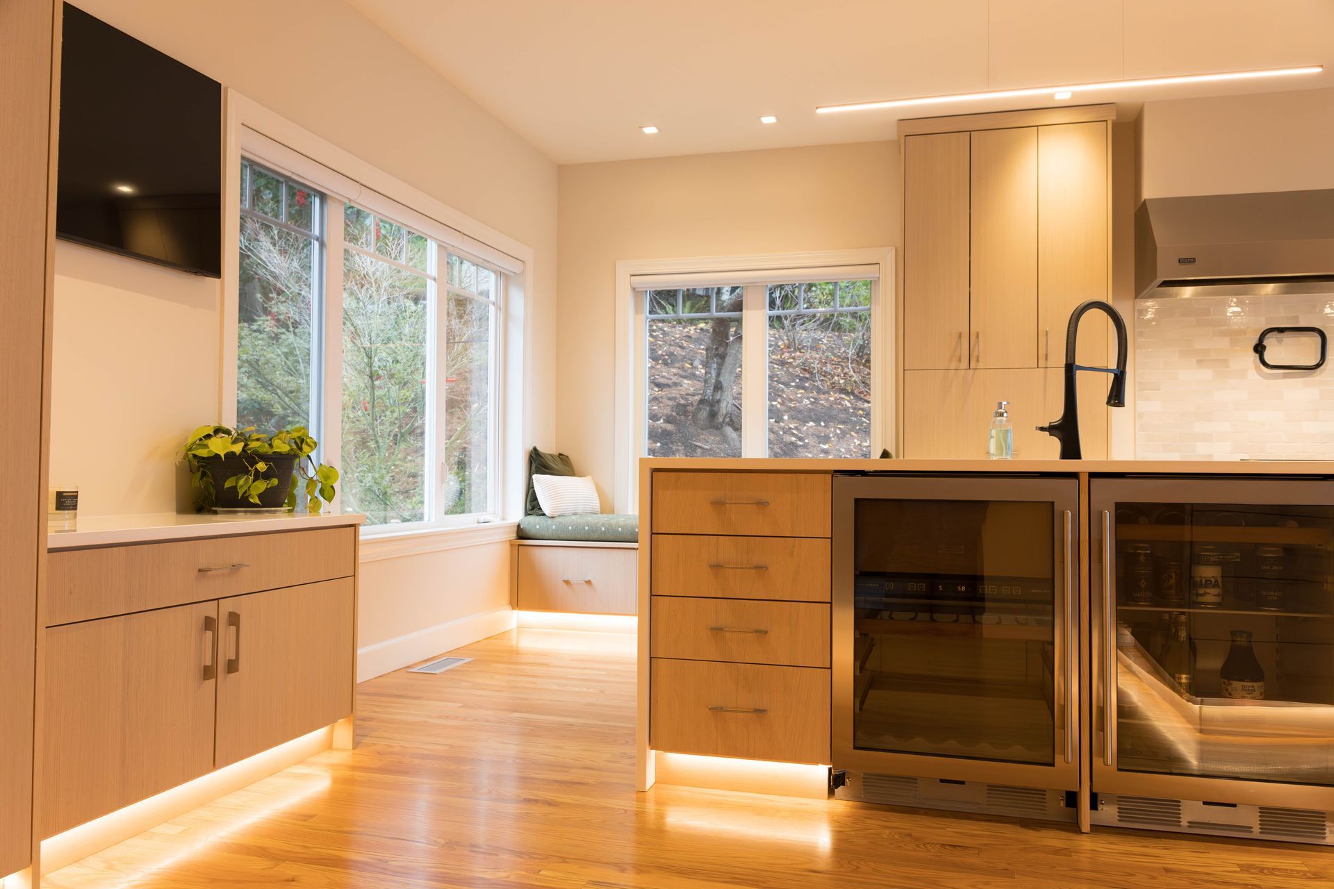Modern Kitchen Remodel in Bellingham, WA by Alderwood Builders LLC project photo