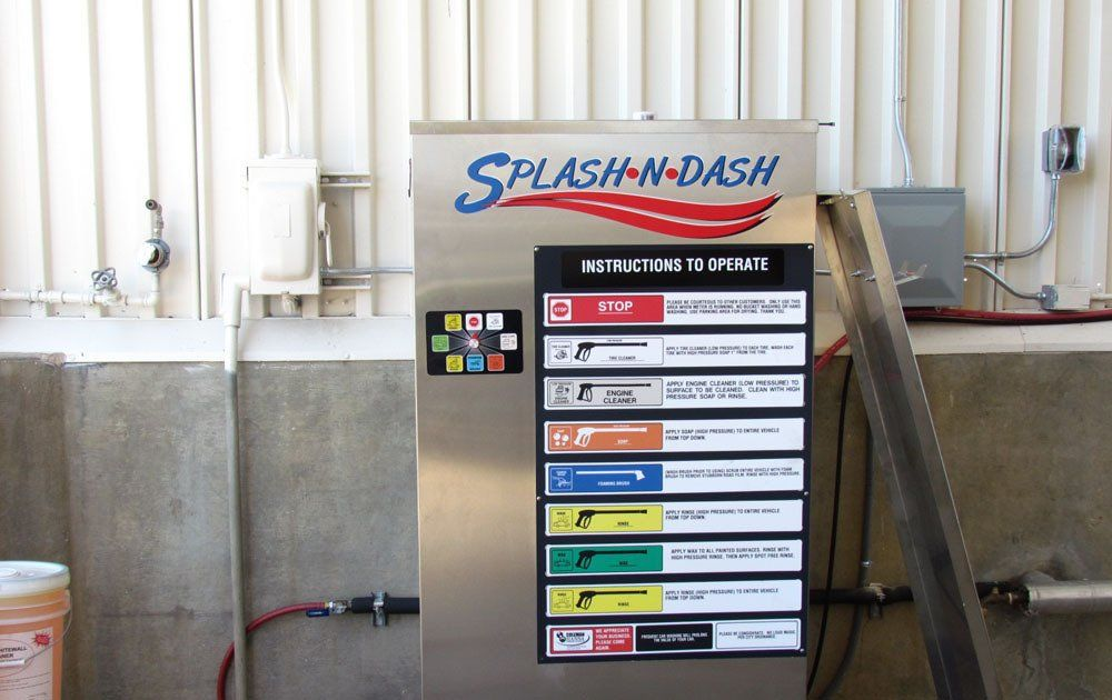 A machine that says splash n dash on it