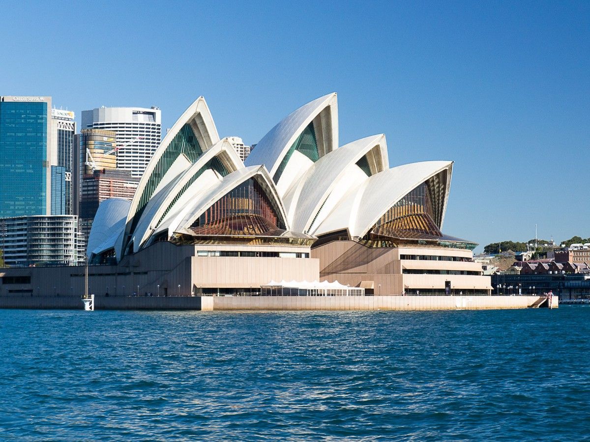 The sydney opera house is in the middle of the ocean