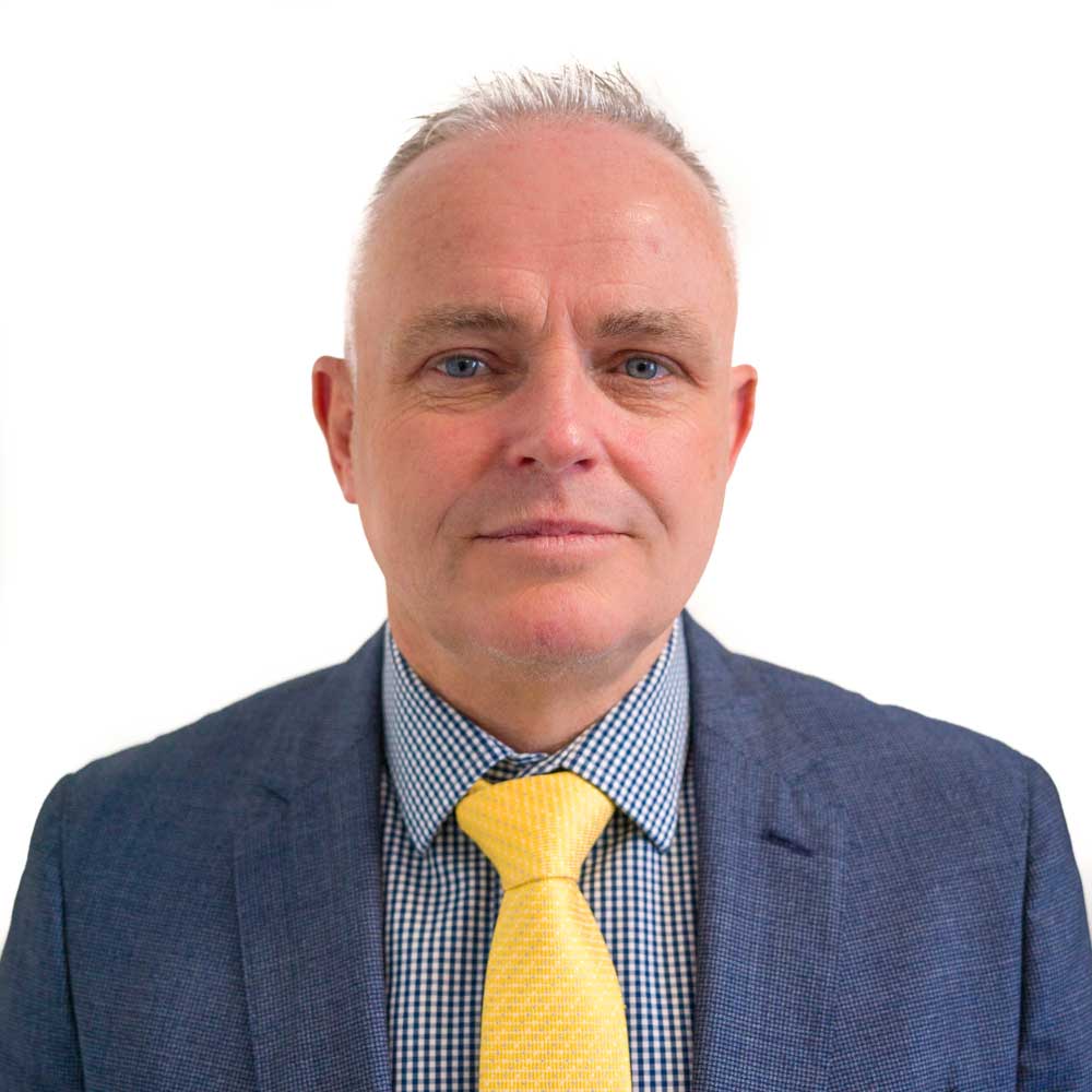Stuart Lang, Managing Director