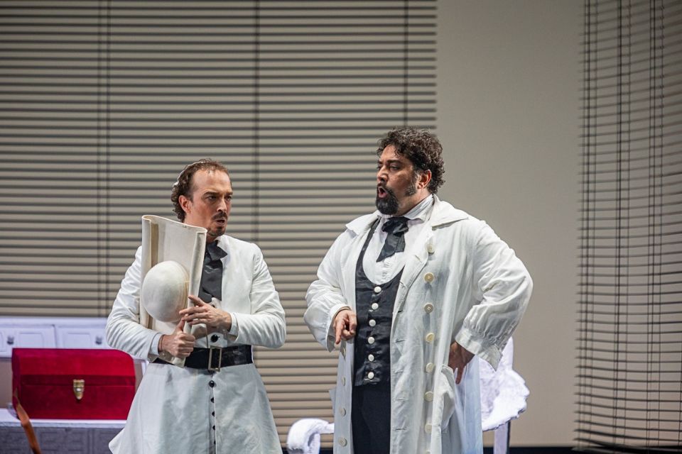 illuminazione di qualità per spettacoli teatrali
