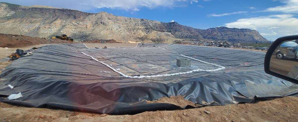 Large liner cover a lake-size area
