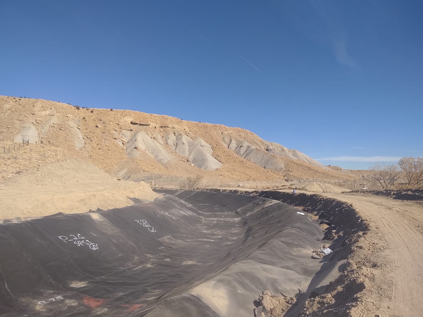 liner surrounded by dirt
