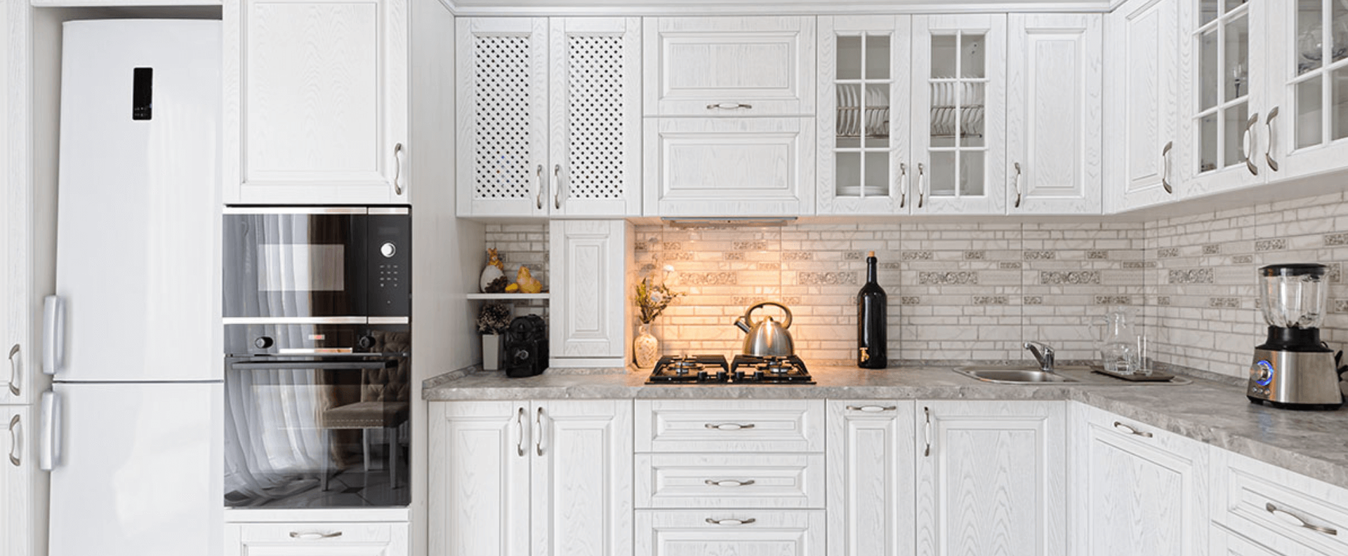New kitchen remodel company instals new cabinets and floors in Mesquite, TX