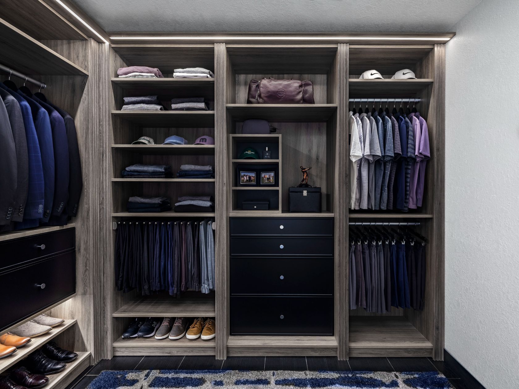 Custom Walk In Closet System