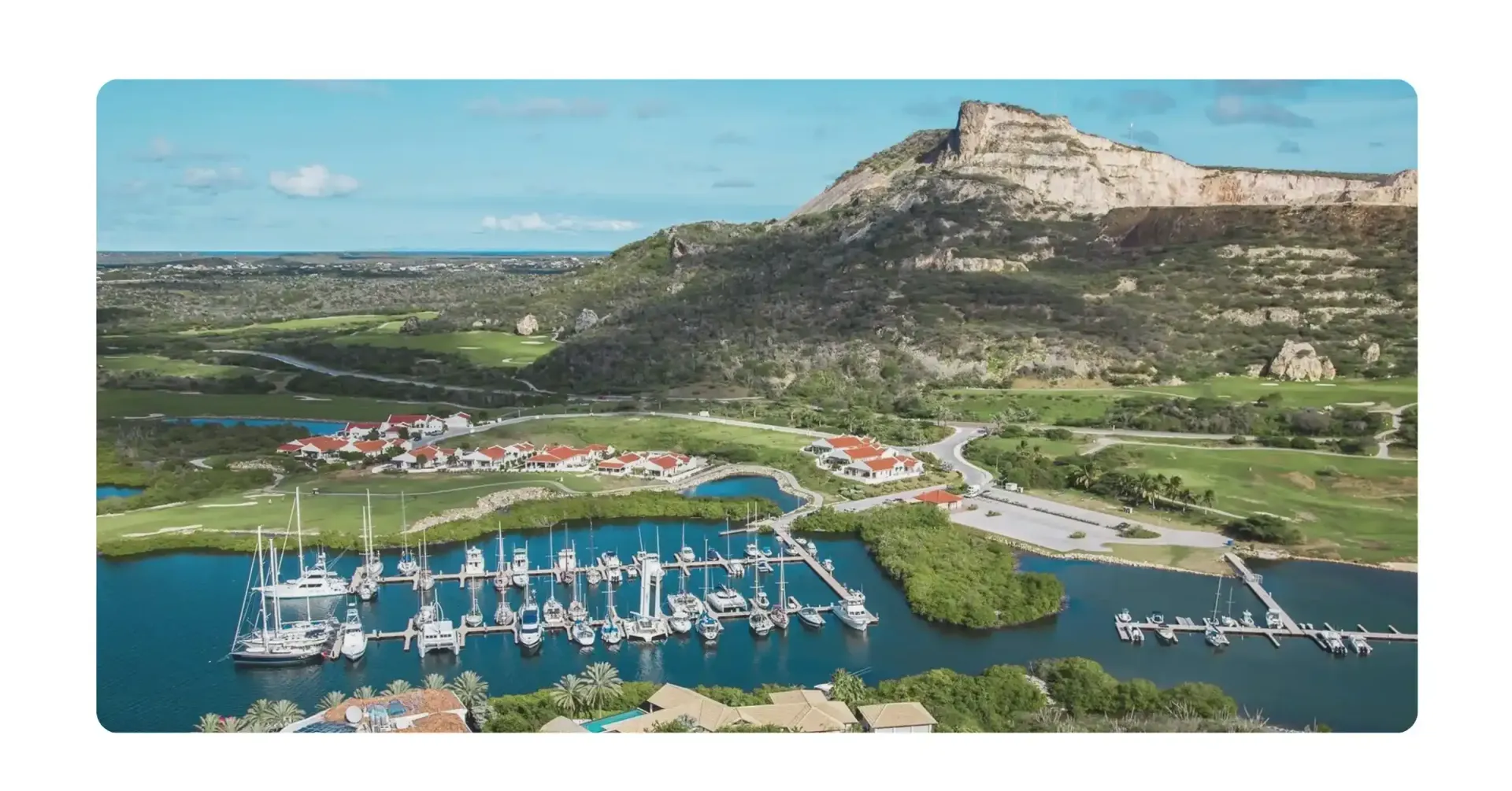 zeilboot Galaxie in Seru Boca Marina st Barbara Curacao
