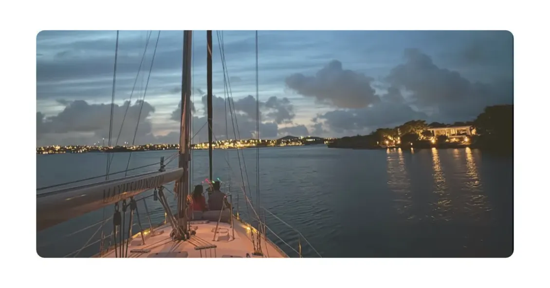 Sailboat Galaxie at Blue hour sailing with 4 people along Sandals Royal Curacao