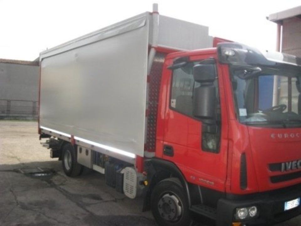 teloni per camion semirigidi