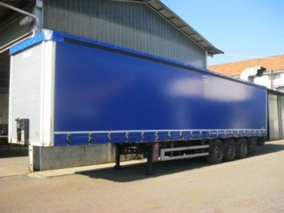 teloni per camion con rimorchio