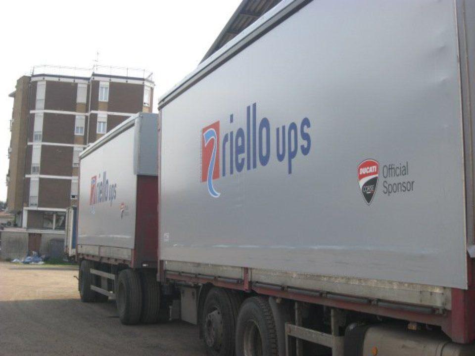 teloni per camion personalizzabili