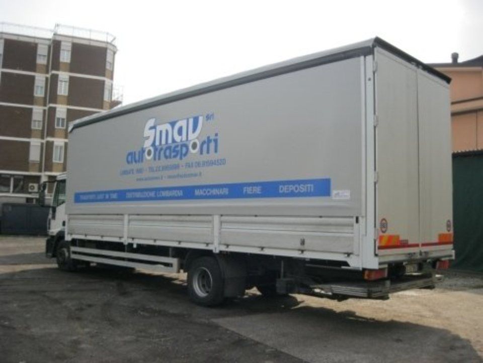 teloni per camion personalizzati