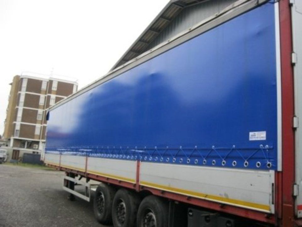 teloni per camion lunghi