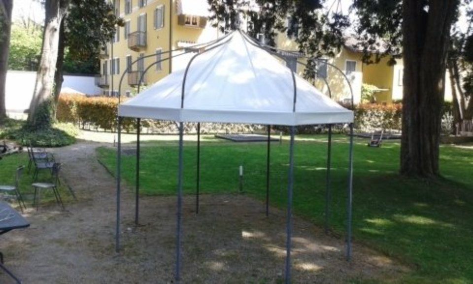 teloni in pvc per gazebo all'aperto