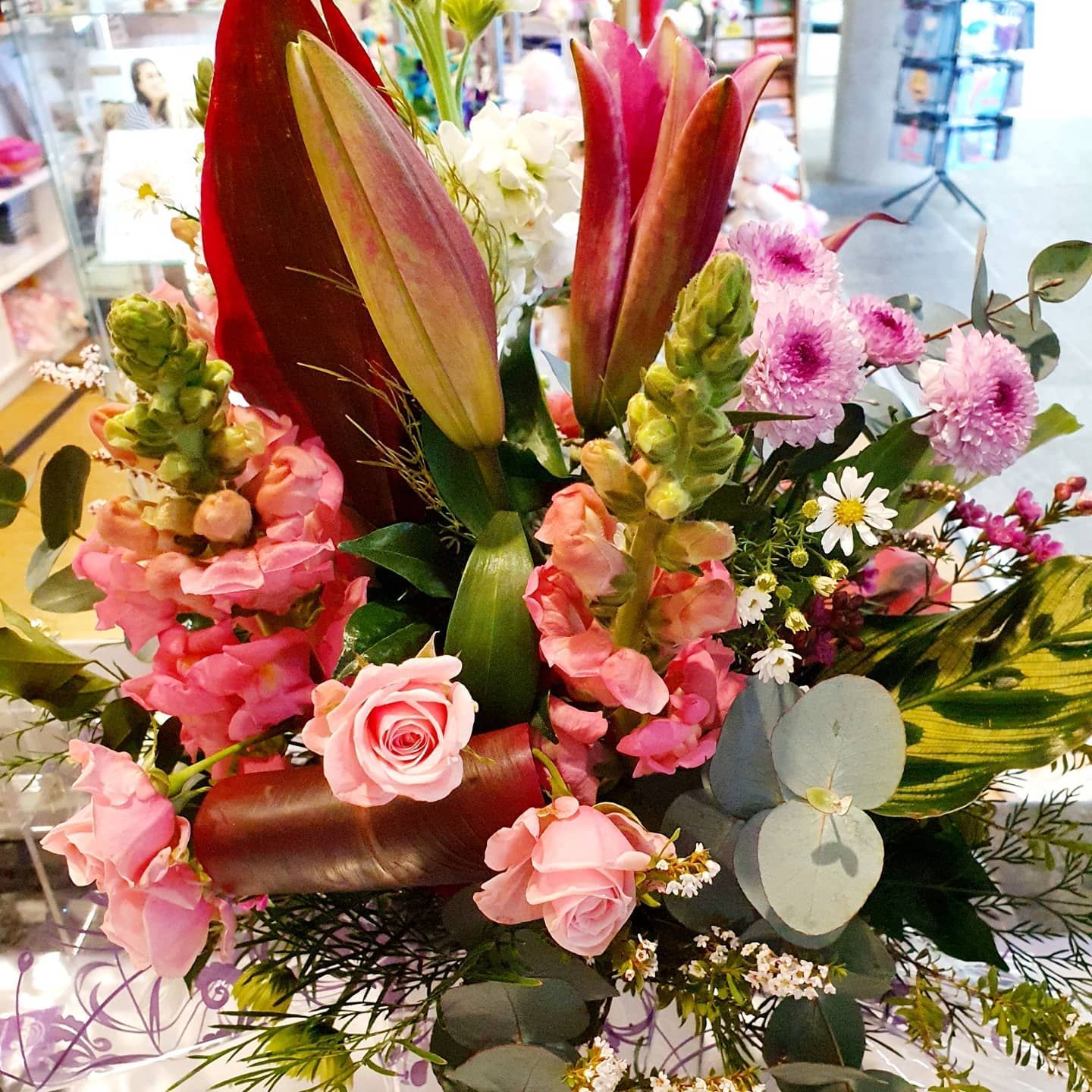 Vibrant Floral Arrangement With Pink Roses — Ivy Lane Flowers & Gifts in Birtinya, QLD