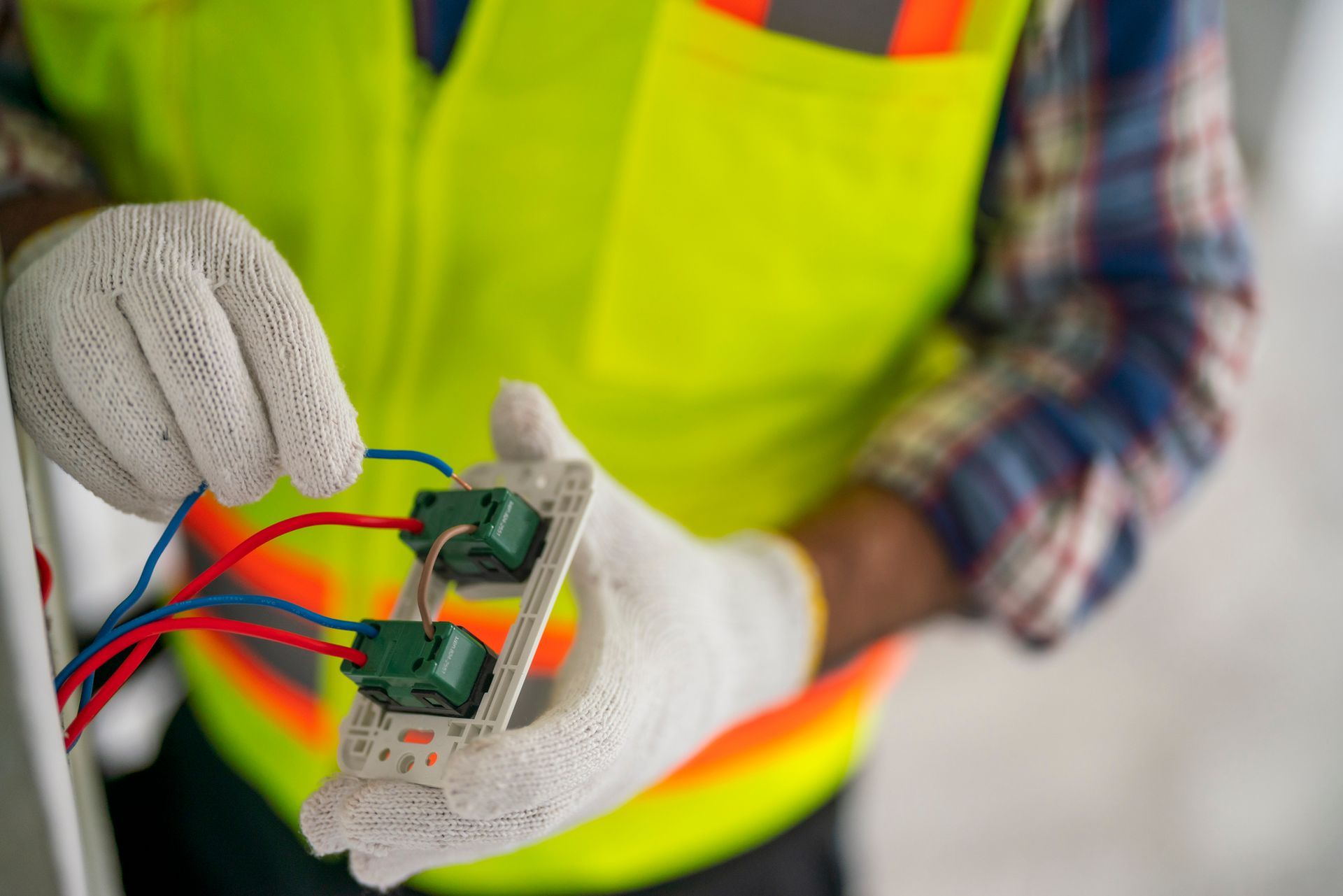 Switches And Sockets — Albany, OR — Positive Electric Inc. Switches And Sockets — Albany, OR — Positive Electric Inc.