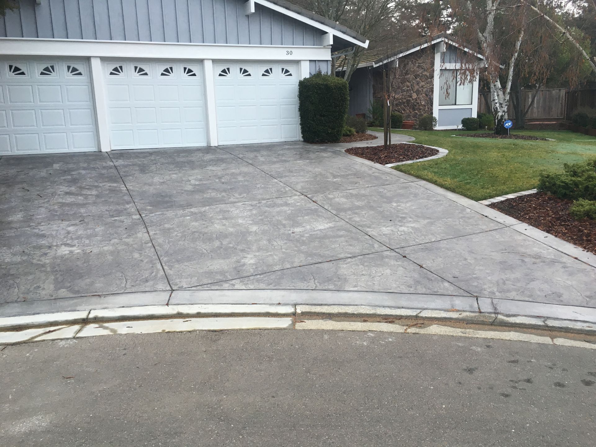 Concrete driveway installation in Martinez California