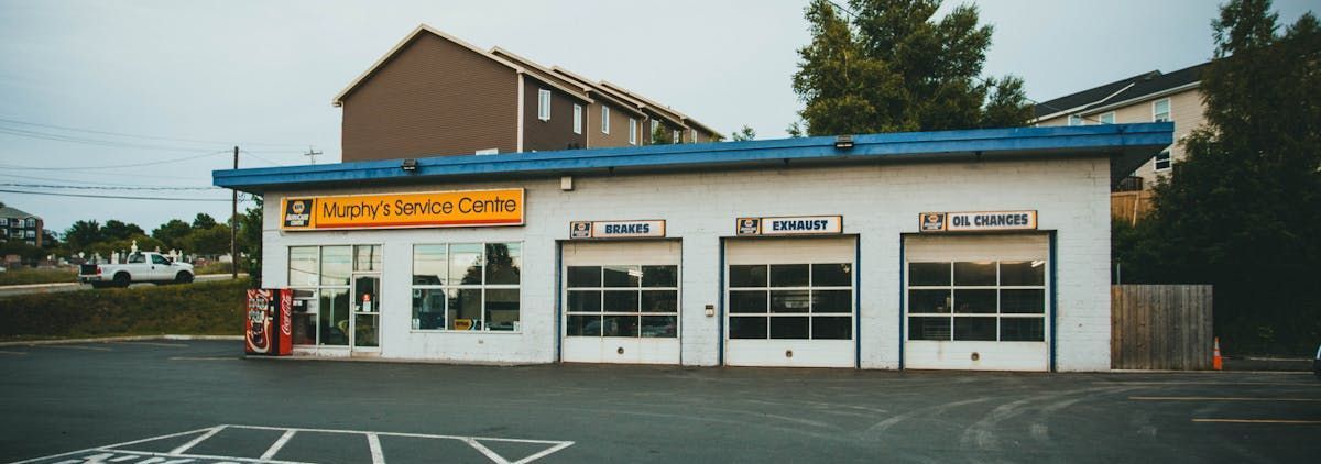 Commercial pressure washing services